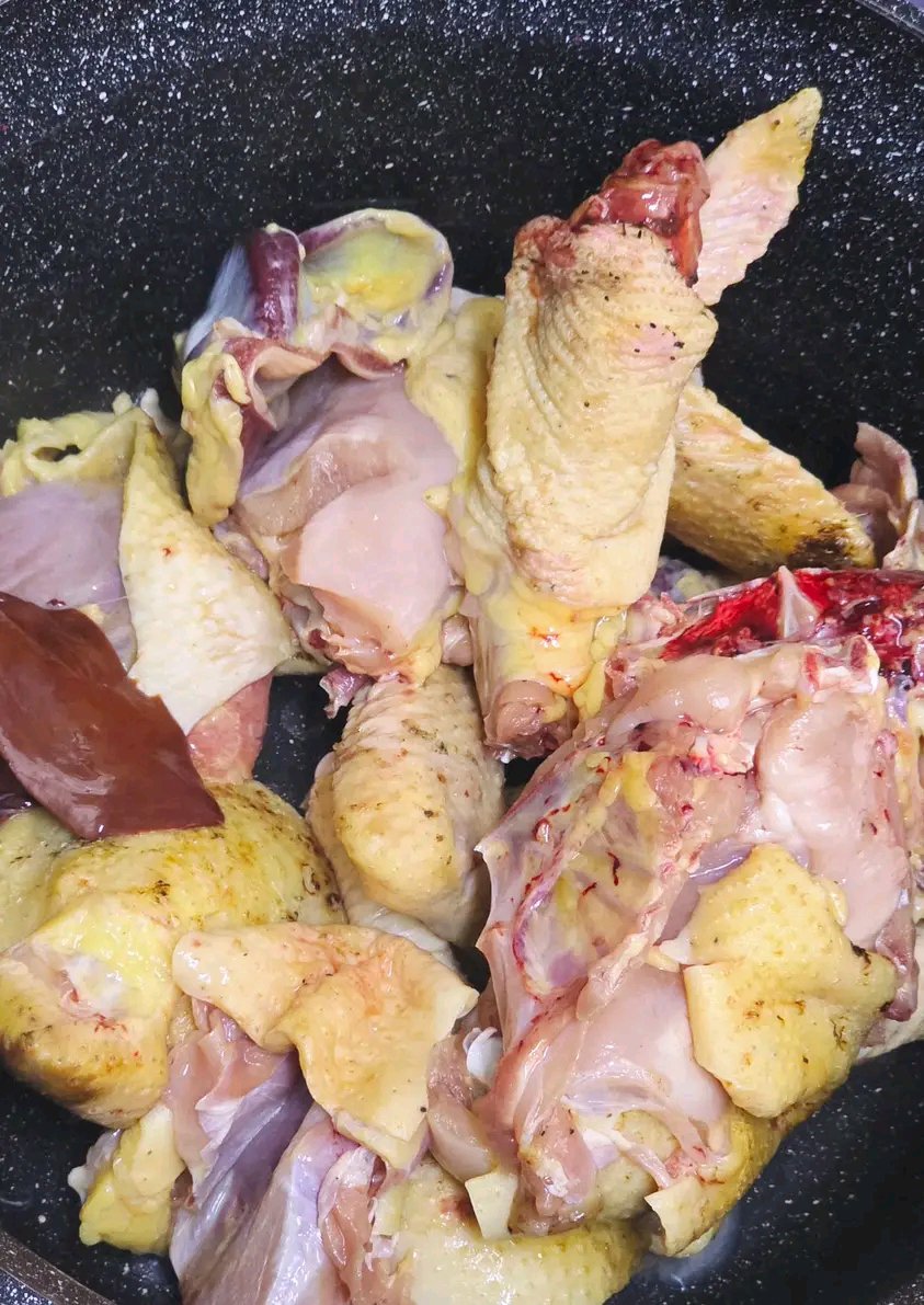 exposeke's tweet photo. How do you begin preparing your chicken? 🍗 https://t.co/3HcQsTCYeS