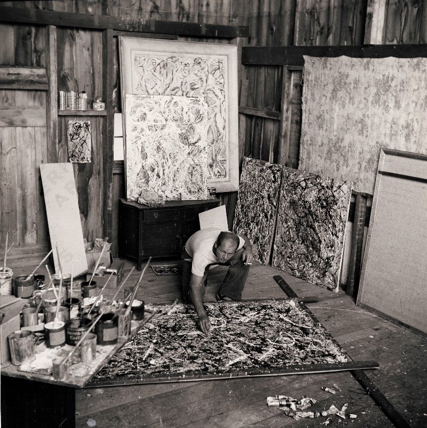 artribune's tweet photo. #fotodelgiorno: Jackson Pollock nel 1944 [foto di Herbert Matter, Archives of American Art] https://t.co/xCPDGxm878