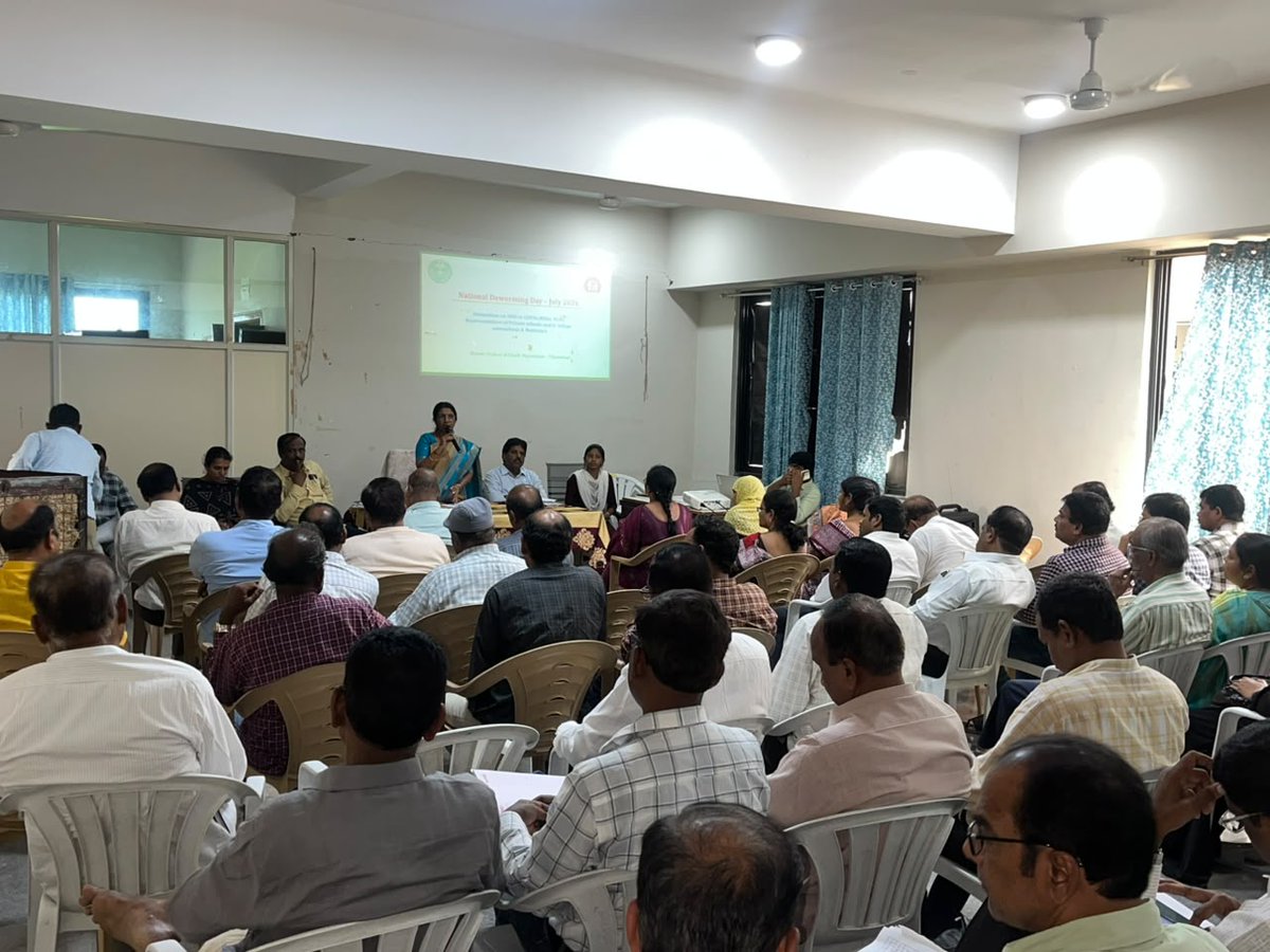 DMHO_NZBTG's tweet photo. National Deworming Day (NDD), District Level Training program conducted to line departments MEO's, CDPO's and College Education Officers under the chairmanship of DMHO, Dr B.Rajasree madam at DMHO office, IDOC, Nizamabad. @Collector_NZB #MOHFW #NDD https://t.co/Hhch3ytoKj