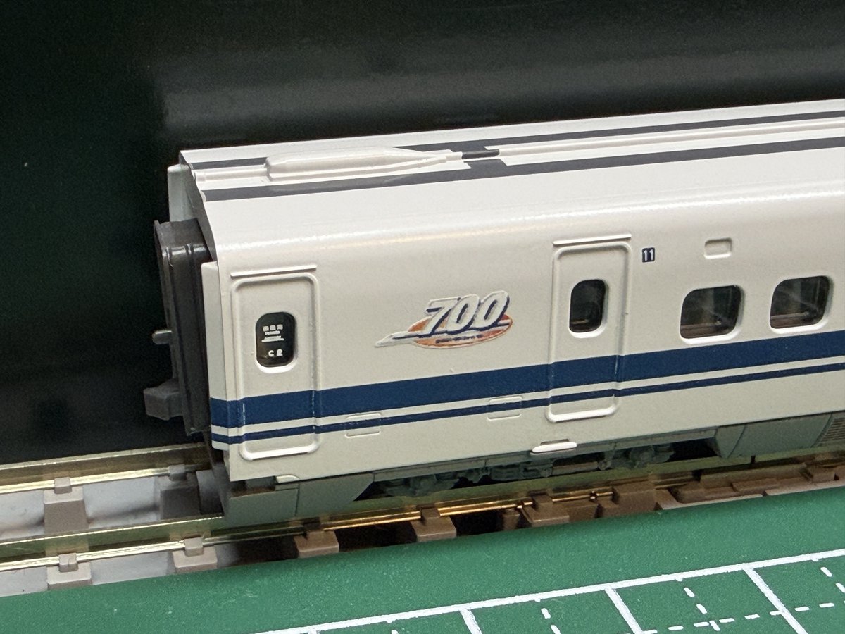 KATO製700系AMBITIOUS JAPAN!仕様 先頭車がスターターセットの印刷済み
