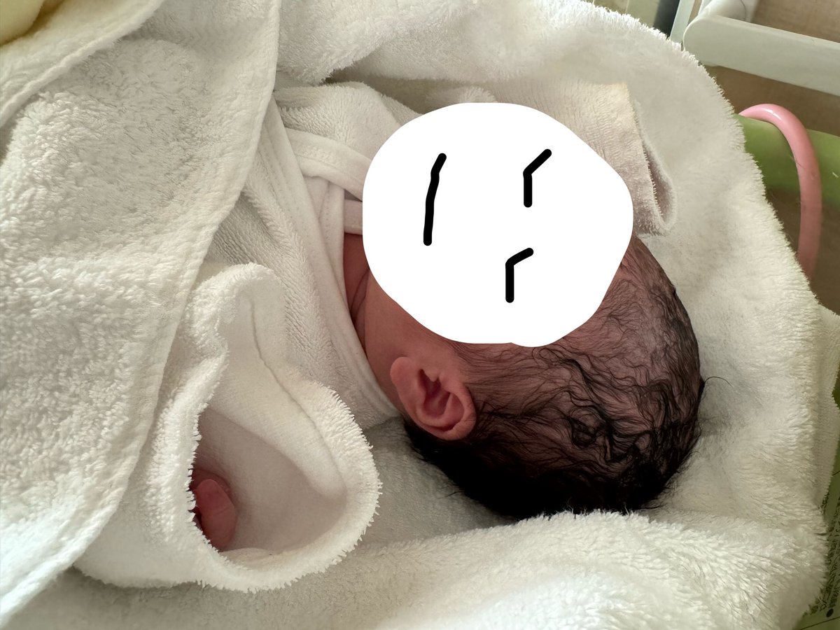 crazygencrazy's tweet photo. Welcome to the world 🌎 
第2子を出産いたしました
辛い悪阻期間を今回も経験
上の子がいる中でなかなか構ってあげられずほとんど顔を見せてくれなかった👶🏻でしたが、すくすくと育って生まれてきてくれました https://t.co/22XM1qGOeq