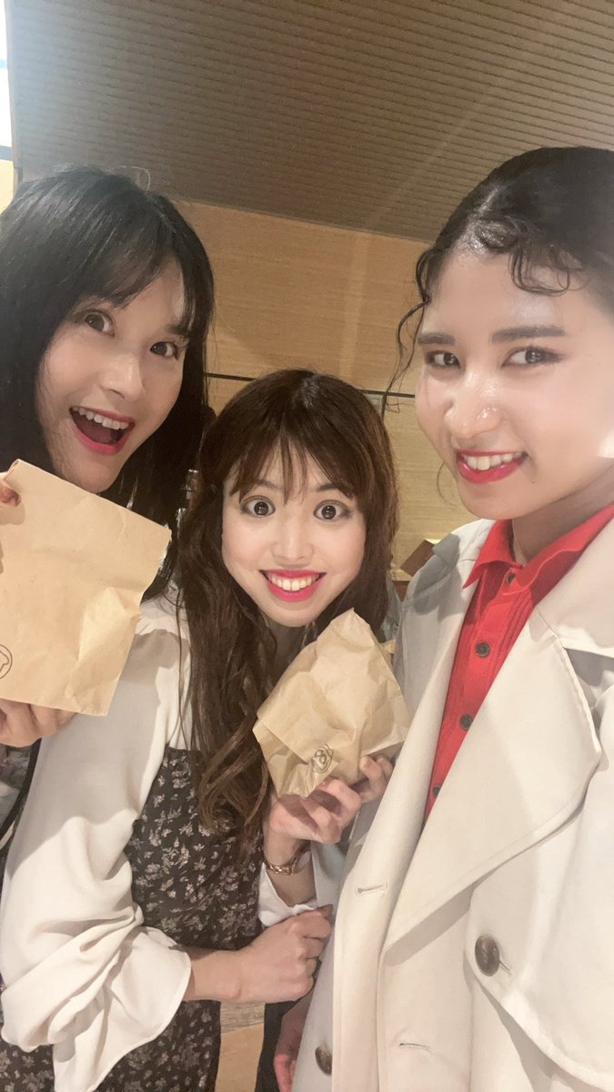 vltt_q's tweet photo. この写真お気に入り☺️
��日は女子会🩷
楽しみ〜✨✨✨ https://t.co/h2RENSQjKy