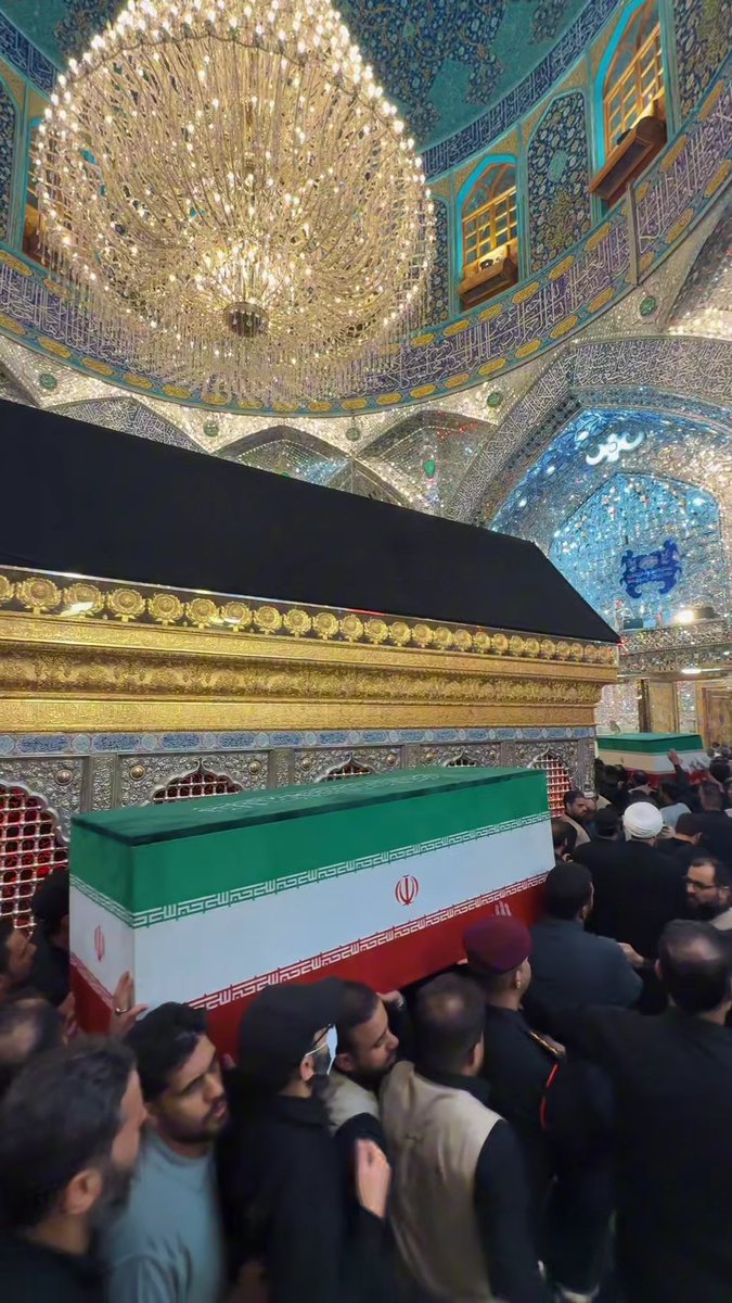 fazaeleamir's tweet photo. کفن کنید مرا رو به قبله‌ی حرمش... https://t.co/RIef8uk4o1