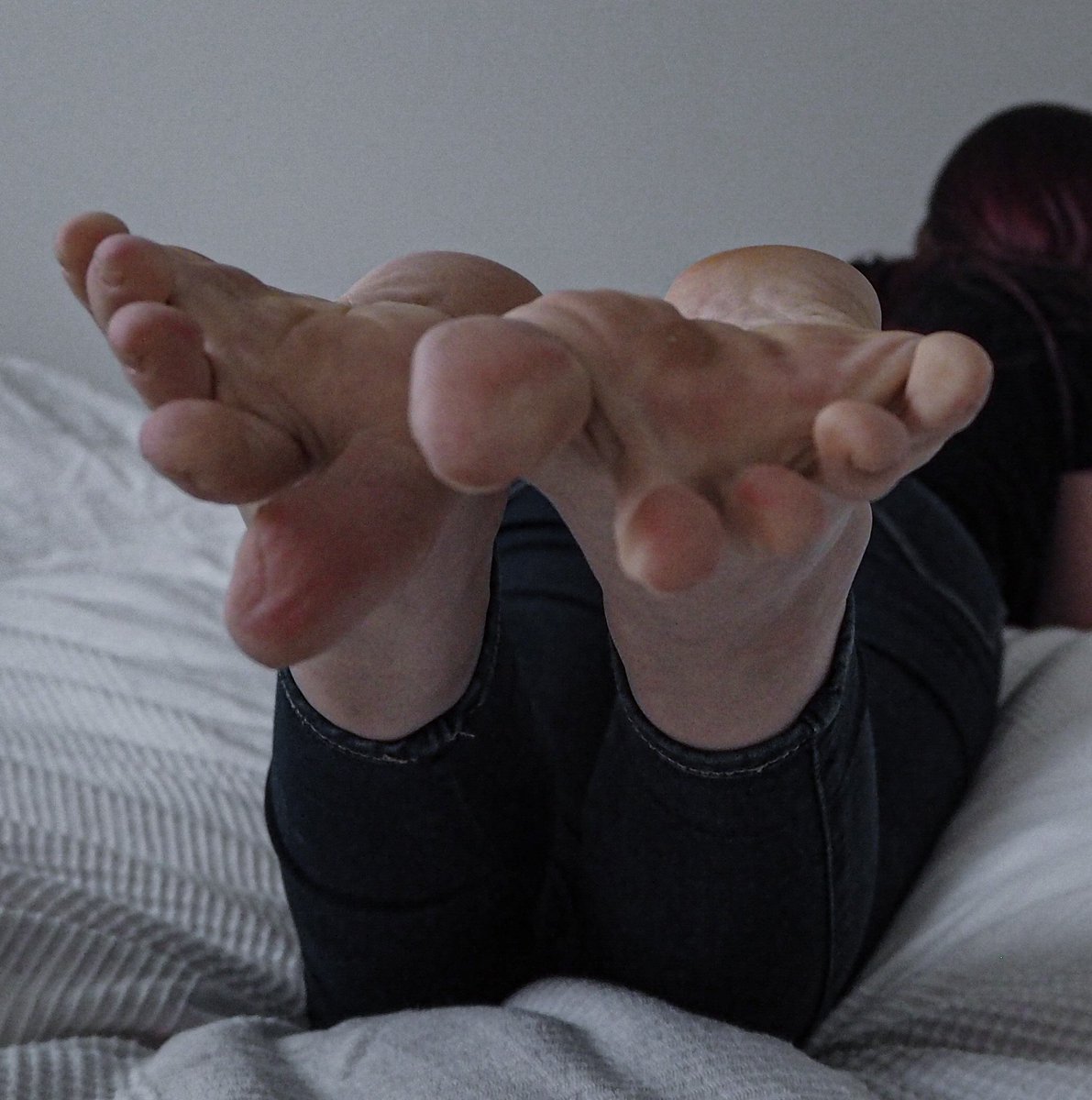 Nordiksoles's tweet photo. -Model: Inka
-Age: 20s
-Size: 36
-Country: Finland

Life is funny sometimes.. You wouldn't think that your old bully from school would end up with her soles in front of your camera! https://t.co/dGgbBNJtE4