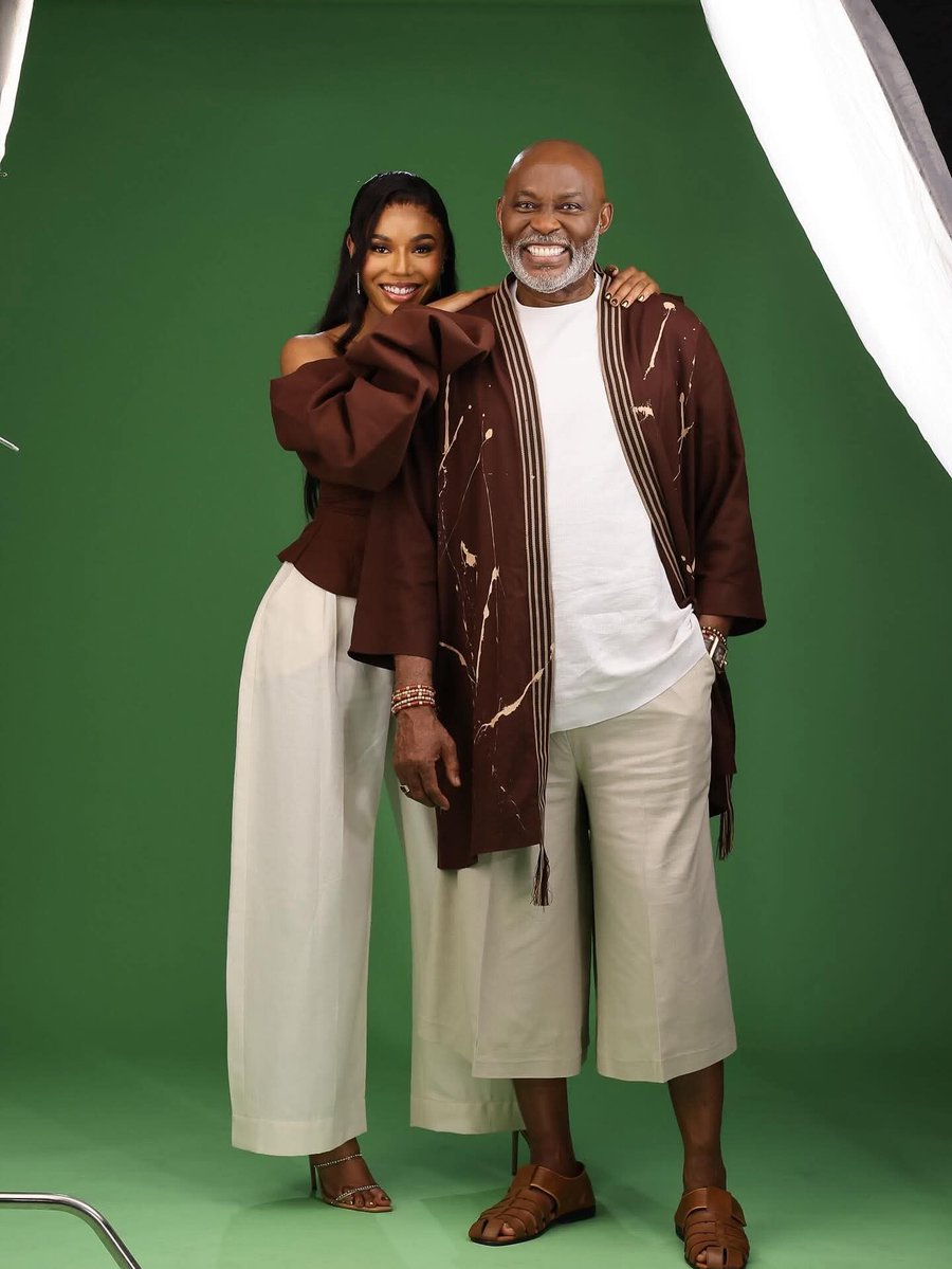 NancyIsime678's tweet photo. This is 65!!! 🎂
Everybody say Happy Birthday to Uncle Richieeee
@mofedamijo 🎉
Keep waxing in good health, wealth and God’s Favor ❤️
Reign forever King 👑 https://t.co/ssMqXi8Jzh