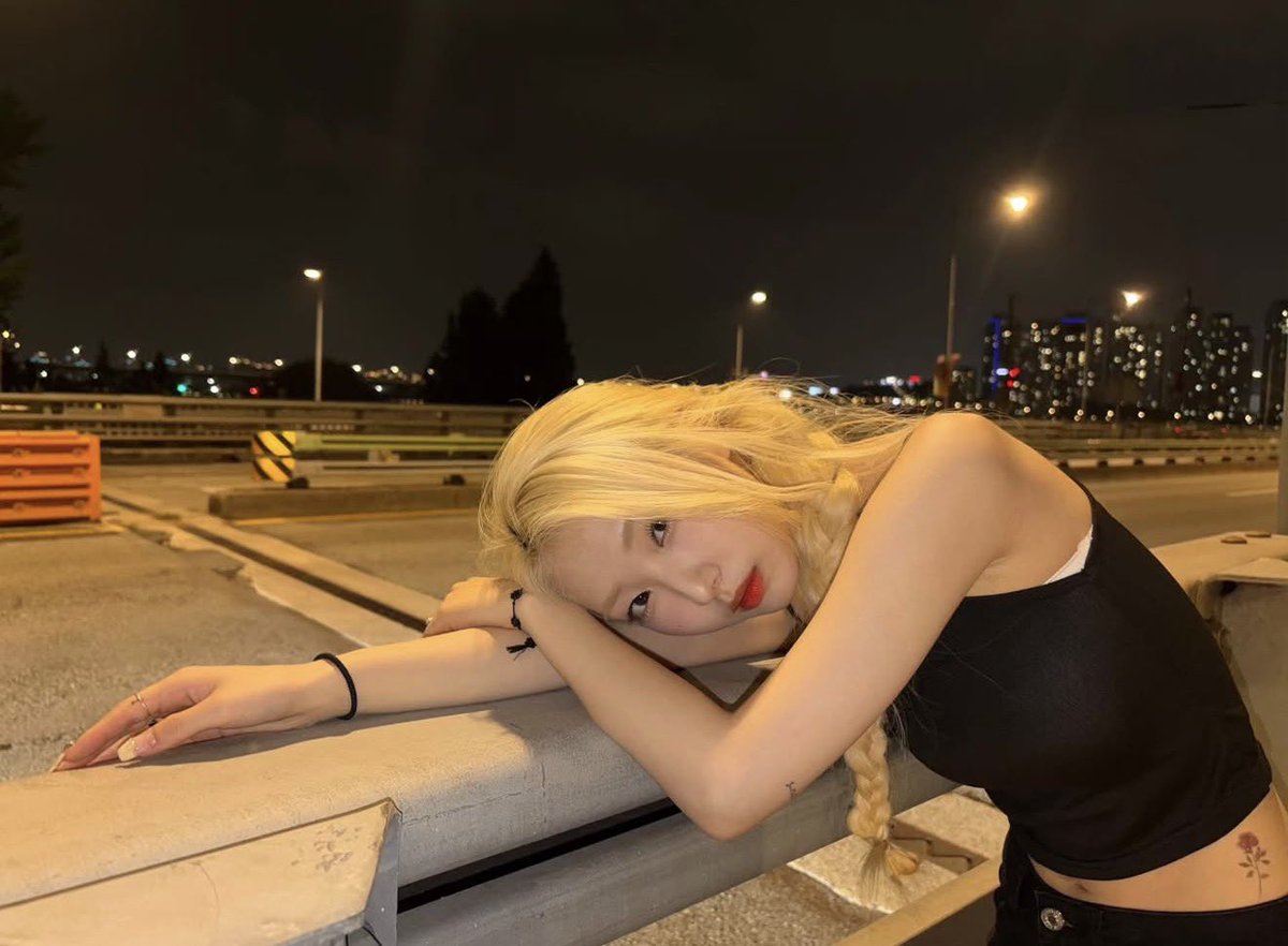 loobleglobal's tweet photo. yeojin chattie update  #여진     

@YJ_officialtwt #이달의소녀 #Loona #루셈블 #Loossemble @Loossemble_twt https://t.co/2jAKTalsTG