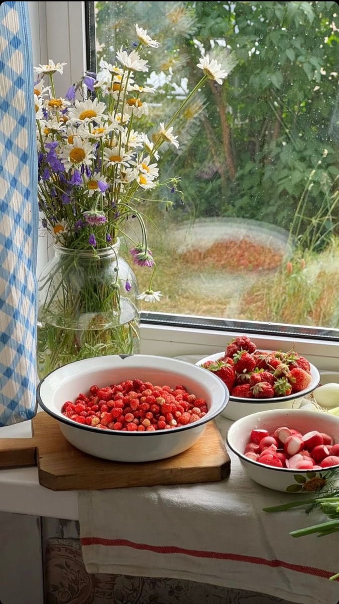 lulusfoodpolls's tweet photo. 19. Are you a meal repeater or do you need to have something different every day? https://t.co/Y7d8Q8LwDf