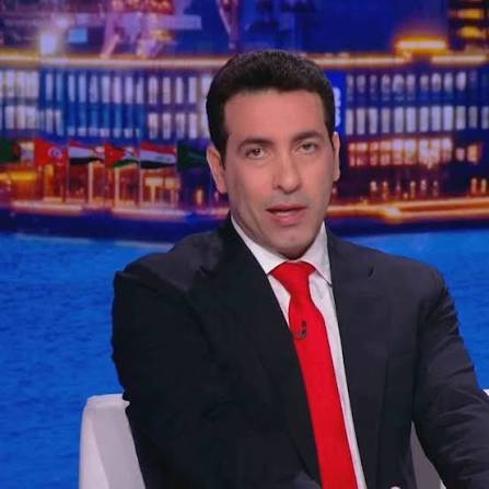 abosalaharena's tweet photo. محمد ابو تريكة بيوجه رسالة قوية لمحمد صلاح 

مفيش حاجة اسمها تعتزل دلوقتي ، احنا بدأنا نحلم
اوعي تصحينا من الحلم ده علي كابوس 
 احنا ما صدقنا مدرب يخليك تلعب مستريح و تشد الفرقة كلها

الحمدلله معانا لاعيب زي هيثم اوعي تسيبه في وقت زي ده ، وقفه علي رجله و ناخد الامم اللي جاية و بعدين نشوف 

موضوع الاعتزال ، احنا معانا مهند و حمزة و مرموش و شوبير محتاجينك دلوقتي خصوصا بعد الخسارة الصعبة دي …

لسة بدري يا صلاح 
كمل الحلم مع حسام حسن الراجل اللي رجعنا نلتف حوالين المنتخب و رجع الامال و الاحلام ..

Ahmed Hosny - احمد حسني