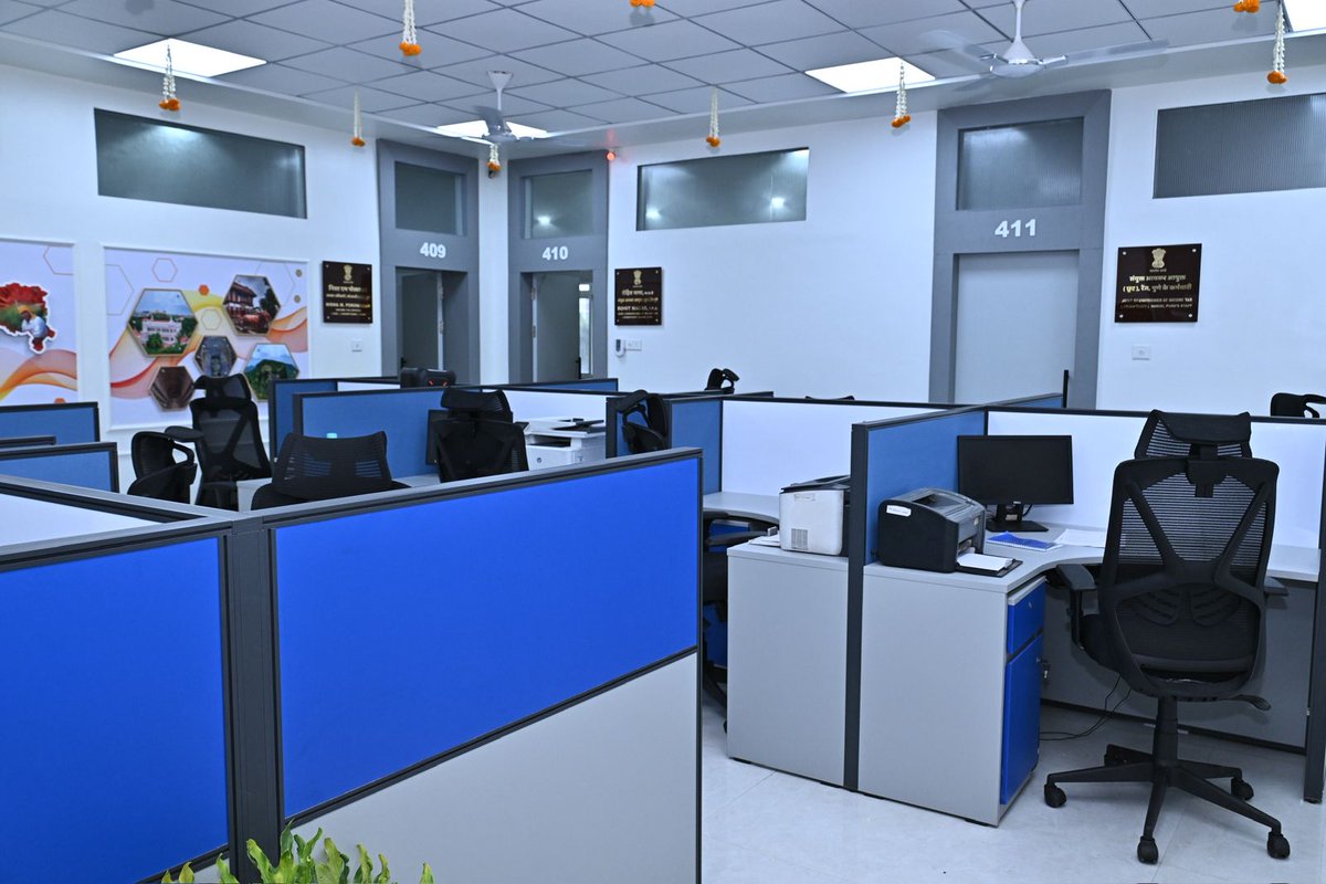 IncomeTaxPune's tweet photo. The Office of the Joint/Additional Commissioner of Income Tax (Exemptions), Pune, located at PMT Building, Swargate, was inaugurated by Shri Vivek Wadekar, IRS, Hon’ble Principal Chief Commissioner of Income Tax, Pune, in the gracious presence of Shri Rahul Raman, IRS, Hon’ble Chief Commissioner of Income Tax, Pune and Shri Nitin Waghmode Commissioner of Income tax Exemptions, Pune.

The new office marks another step towards strengthening the functioning of the Exemptions Charge and enhancing taxpayer services through improved infrastructure. @IncomeTaxIndia