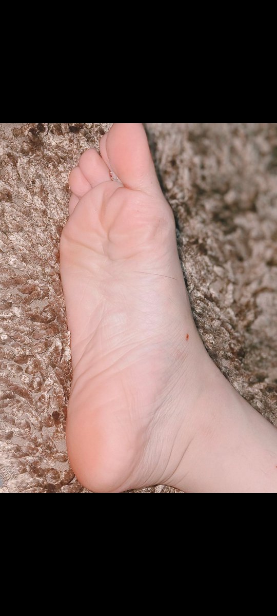 Candyyfloss18's tweet photo. When two Dommes @Candyybaby2 and @Muslimsidra unite, it's not a competition...it's a masterpiece of confidence, control, and luxury.

Double the soles. Double the presence. Double the privilege of witnessing us.🖕 https://t.co/I0oPWWD398