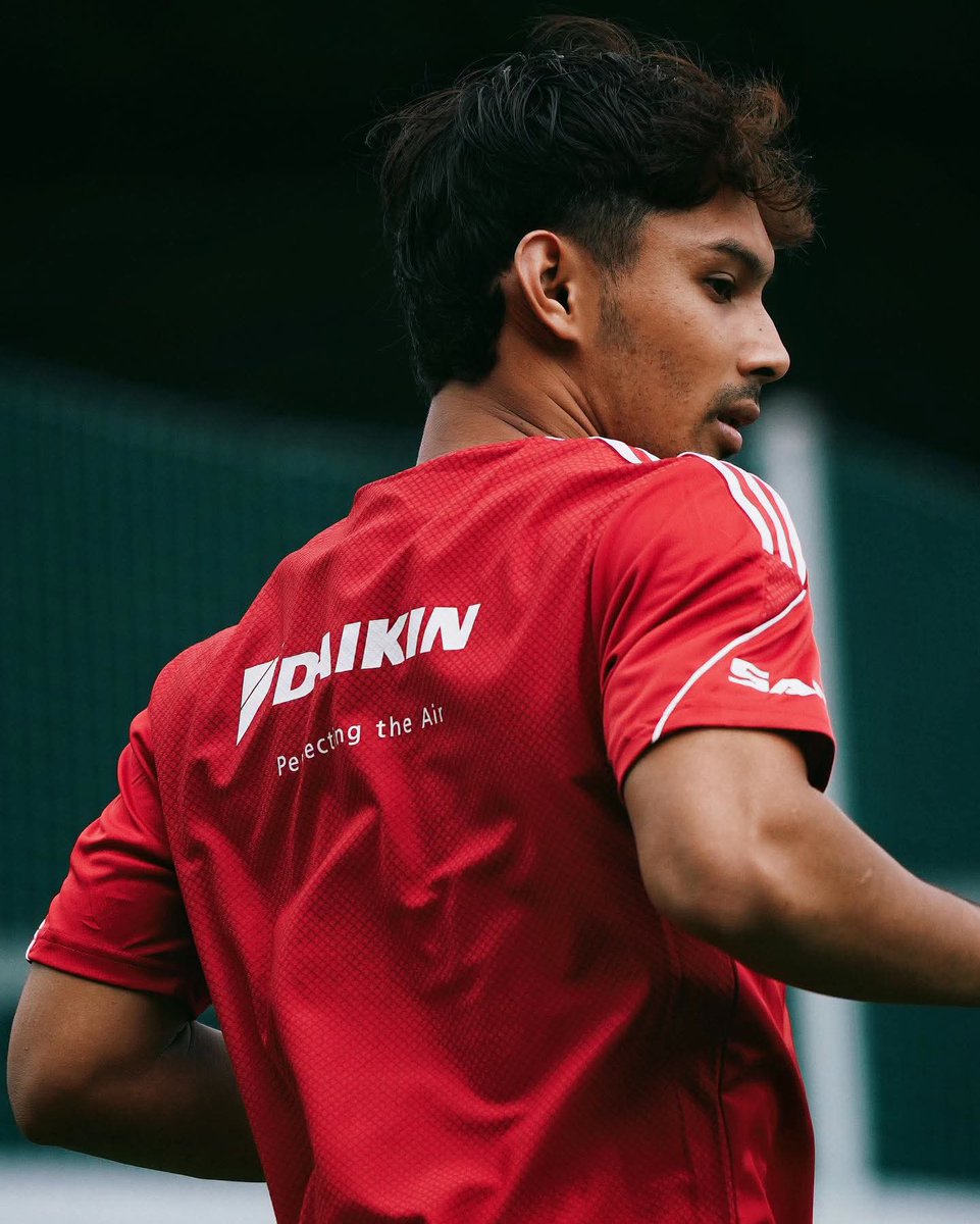 sukanzcom's tweet photo. Training Kit Selangor FC x Adidas https://t.co/jcD5wo2n1X