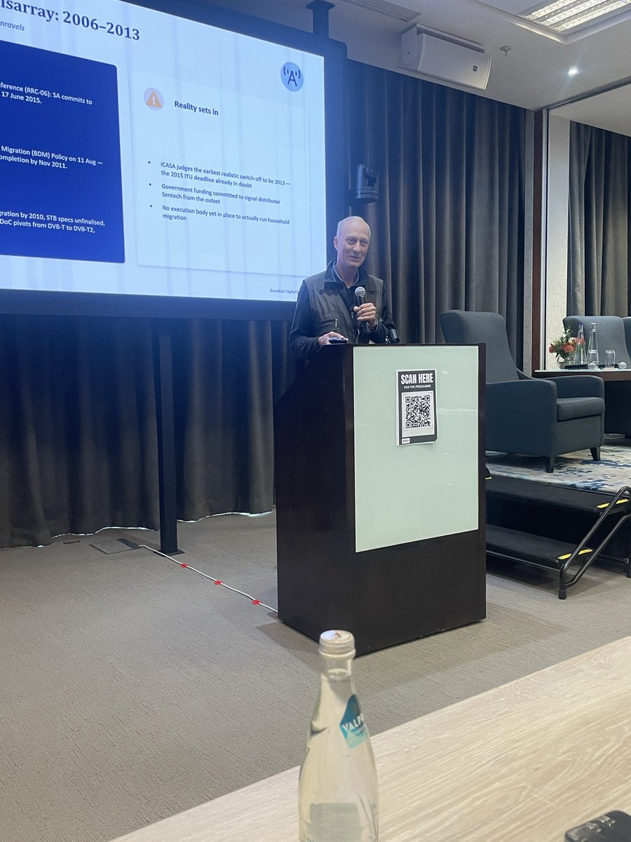 SOSCoalition's tweet photo. Lightning talk by Mike Aldridge from Cape Town TV giving a break down of the historical overview of the Broadcasting Digital Migration (BDM) process. 

#SOSSummit https://t.co/716KztW2RK