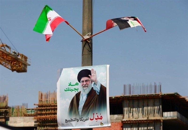 sadatzahraei's tweet photo. خوشامدگویی متفاوت عراق به قائد شهید: «خوارکننده آمریکا خوش‌آمدی»
«هلا بجیتك، مذل امریکا و التطبیع: خوش آمدی ای خوارکننده آمریکا و سازش.»
#باید_برخاست
#وداع_علویان https://t.co/z5P60MRIf4