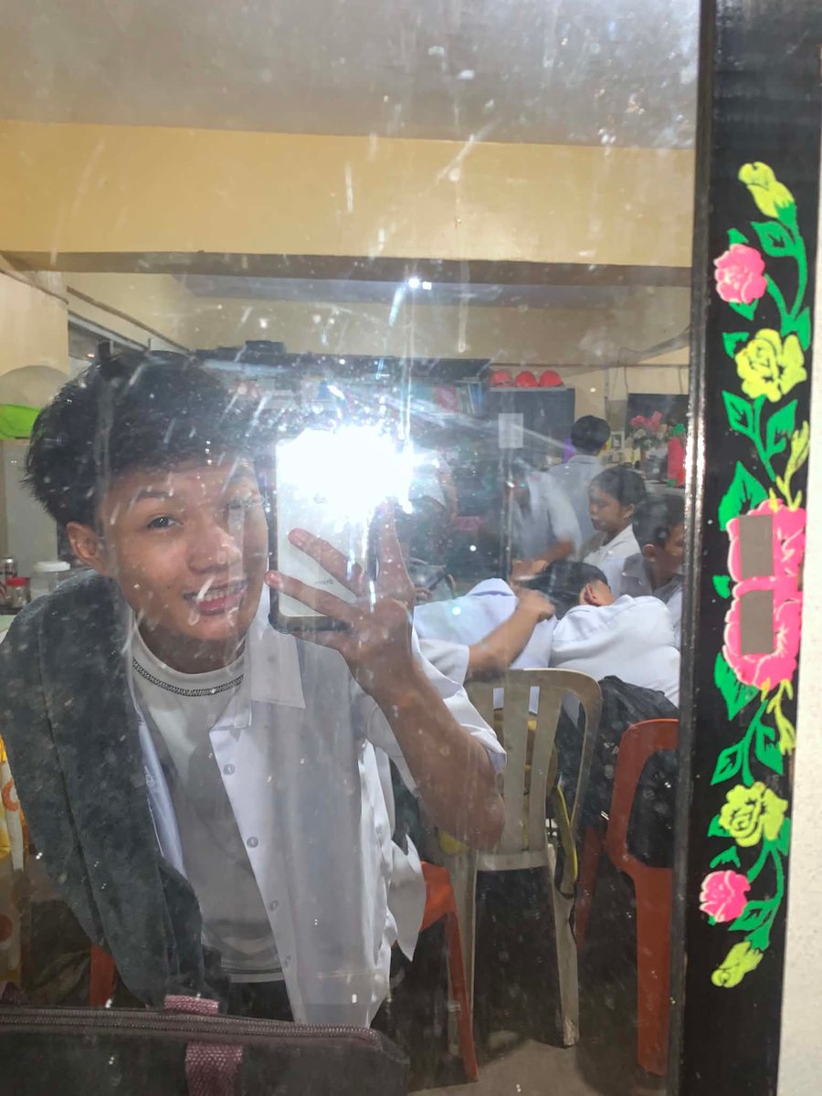 paulnotdik's tweet photo. ano dm be https://t.co/FEdIRFoago