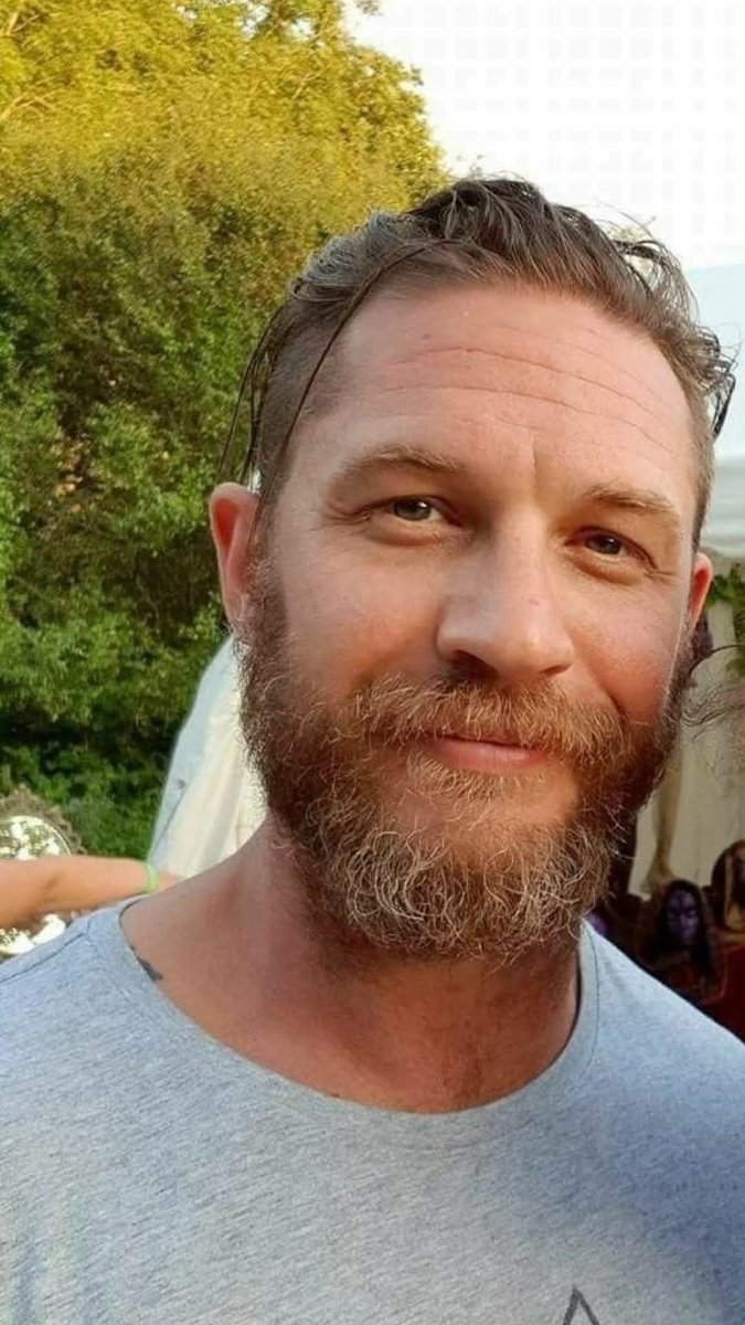 KoRn_Penguin's tweet photo. Tom Hardy 🩵🩵 https://t.co/pVOECB9TcR