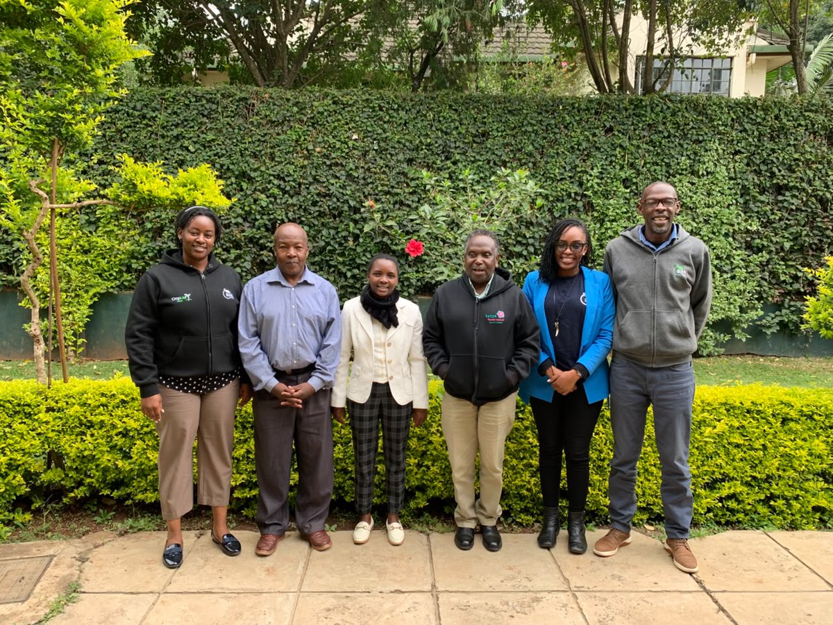 haprok_kenya's tweet photo. @haprok_kenya held a consultative meeting with the Kenya Flower Council (KFC) and @CropLifeKenya to explore collaboration on strengthening collection systems and environmentally sound management of hazardous packaging waste in the horticultural sector.

 #HAPROK #CircularEconomy https://t.co/ljm1FV8fPG