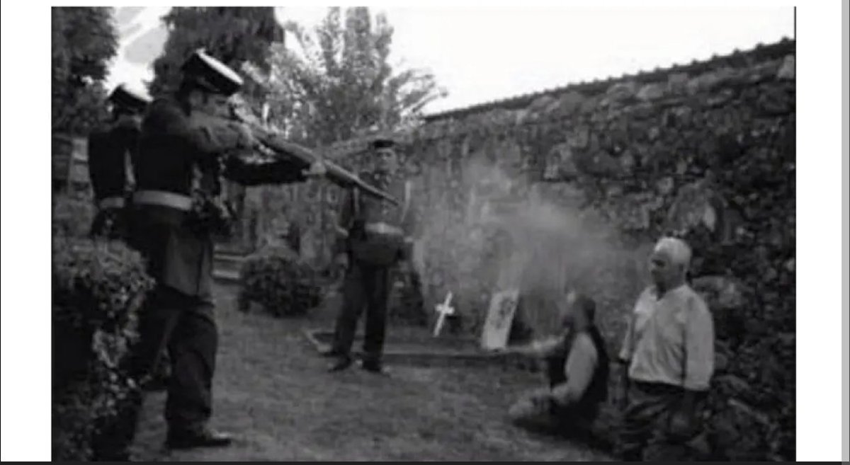 NanclaresAlex's tweet photo. @LaRevuelta_TVE El fallo del sistema educativo es que después de cuarenta años de dictadura, miles de fosas comunes llenas de asesinados por la represión, los herederos del franquismo en la justicia, el ejército y el poder es que los jóvenes no sepan lo que es el fascismo . Y que tú lo blanques. https://t.co/mov5Soqkdb