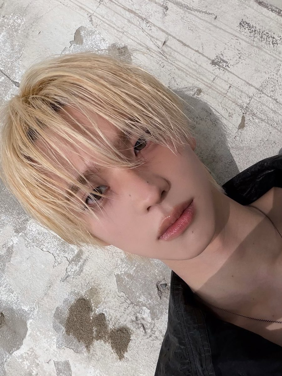 shinyuarchive's tweet photo. 260708 | #SHINYU INSTAGRAM UPDATE 📸  

a bit of everything lately

#신유 #TWS #투어스 https://t.co/GLcyrnhs5b