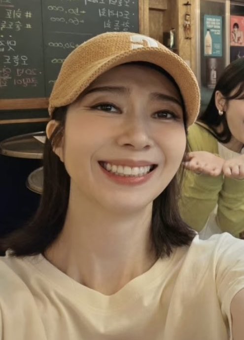 peeeanut22's tweet photo. 중단발 김젼 예뽀니🤍 https://t.co/IsyVPNphm6