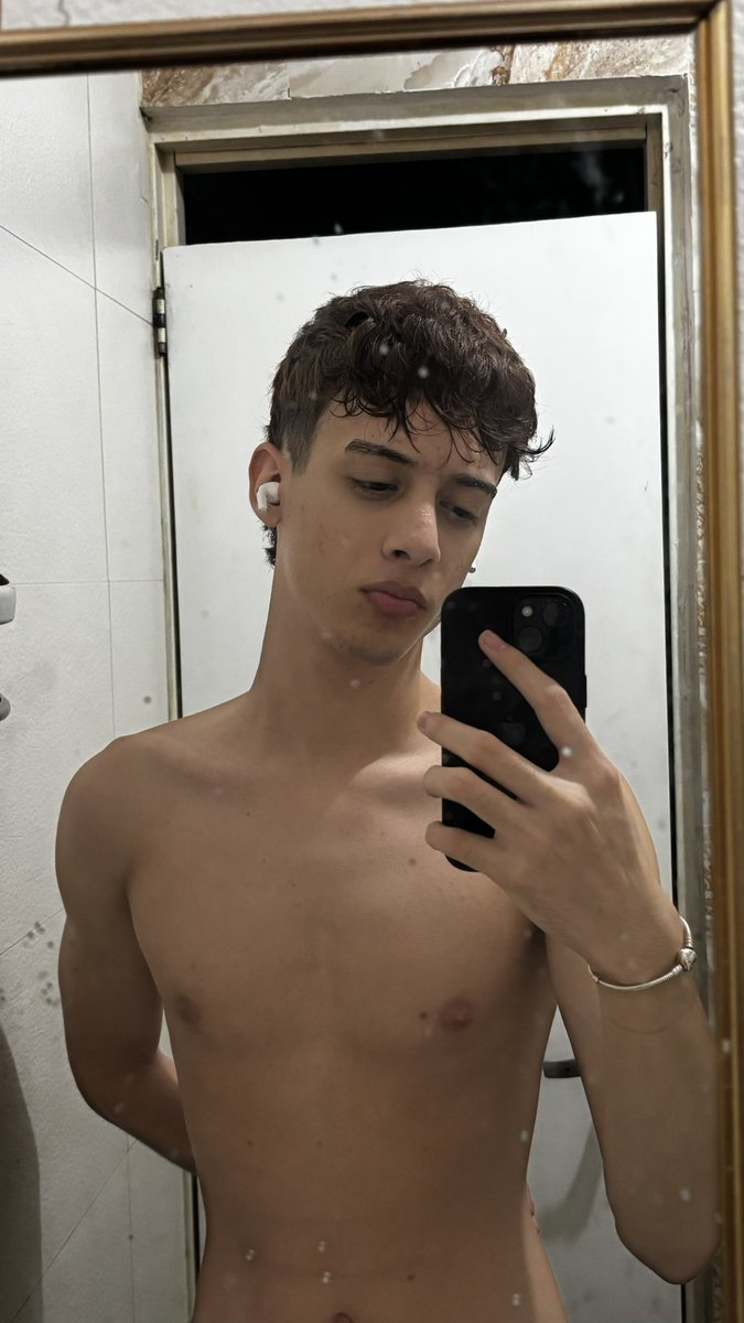 luiseeduam's tweet photo. Sweet dreams https://t.co/7YLrYRwS63