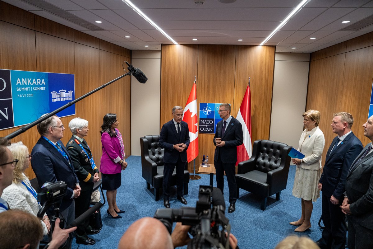 Rigas_pils's tweet photo. 8. jūlijā Valsts prezidents @edgarsrinkevics @NATO samitā Turcijas galvaspilsētā Ankarā tikās ar Kanādas premjerministru @MarkJCarney. 

Vairāk informācijas:
📄https://t.co/Roy7fqjroE
📸https://t.co/6kA7R8ZVRR https://t.co/pIrbrhHZ3F
