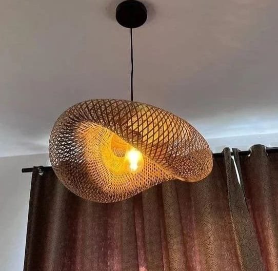 ClasicEquipment's tweet photo. Elevate your home’s ambiance with this stunning Bamboo lamp. Expertly handwoven using sustainable bamboo and rattan, this piece is more than just a light—it's a statement of organic art.For more inquiries and order 0721275514

#bamboo #bamboolight #bamboochandelier #chandelier https://t.co/EMR7BdqCZu