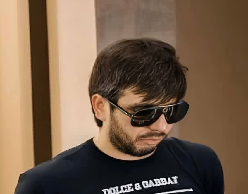 adanmarlox's tweet photo. Hace unas horas en el sector #humaya, tras un reporte anónimo perdió la vida Cristian Guadalupe Pérez Pérez, mejor conocido como el #texas Quién fungía, como un comandante de suma importancia para la facción de los menores junto a él fueron capturados 4 masculinos #Culiacán https://t.co/3zjYKQmVj9
