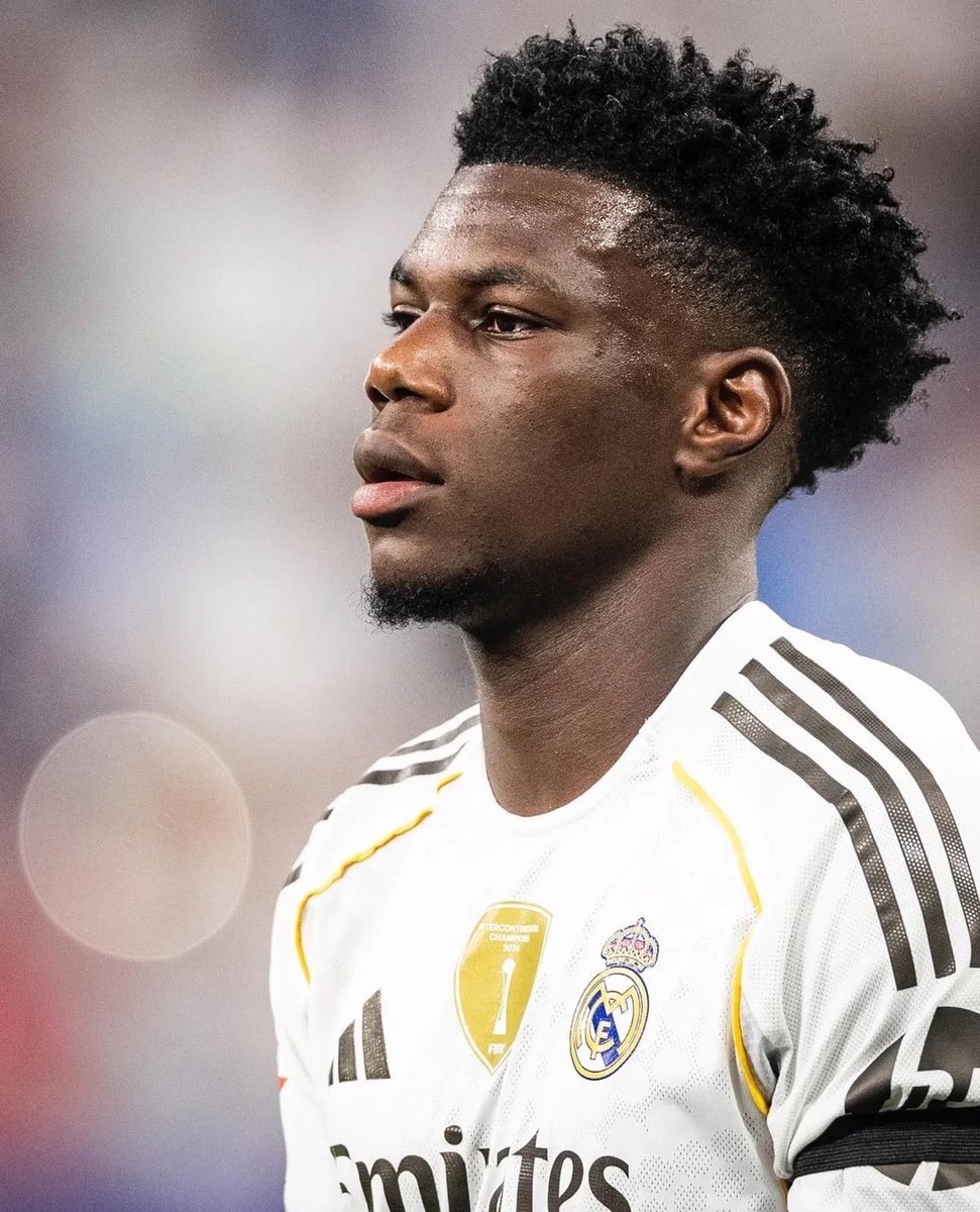 TouchlineX's tweet photo. 🚨 𝗝𝗨𝗦𝗧 𝗜𝗡: Manchester United have offered Aurelien Tchouameni a 5-year contract.

— @jfelixdiaz https://t.co/CesPiRhM3d