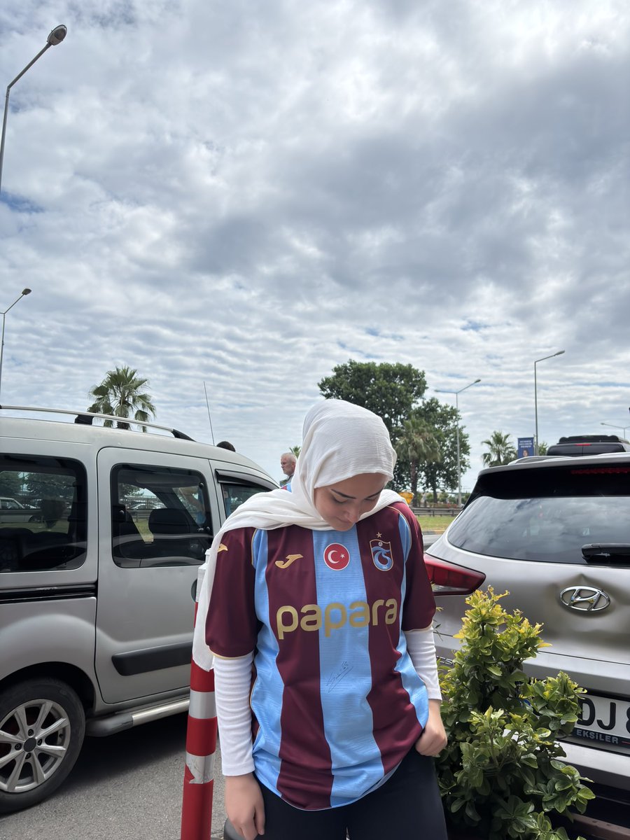 Arcc61's tweet photo. Babaalar sözünüü tutaar
 (yanlış olanı atmışım az önce ahskdlfş) https://t.co/Qz5u9wECv7