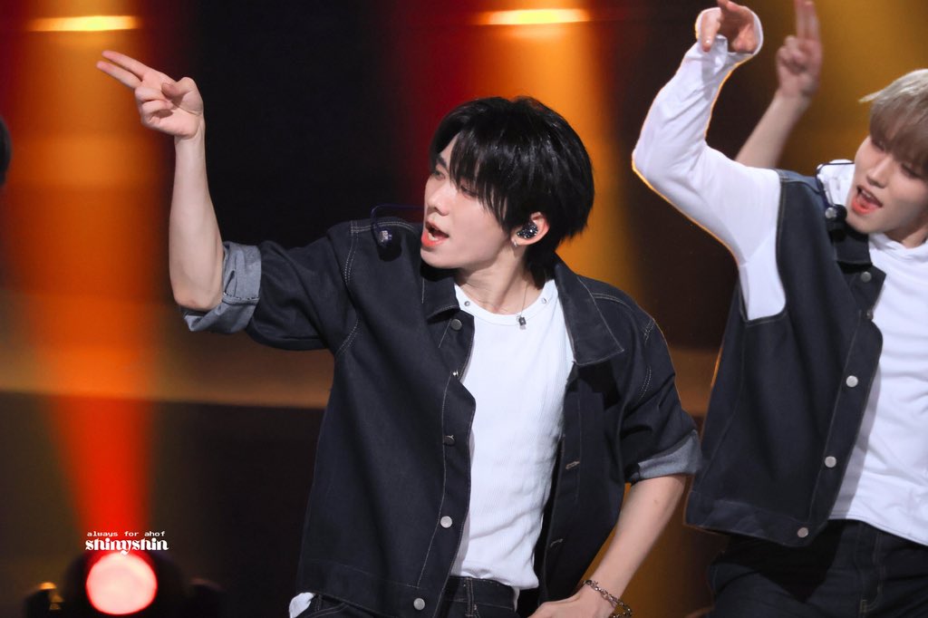 8shinyshin's tweet photo. 20260707 KBS Open Concert

#AHOF    #아홉   
#HAN #박한 #RUN_TO_YOU https://t.co/oLvBFagmBM