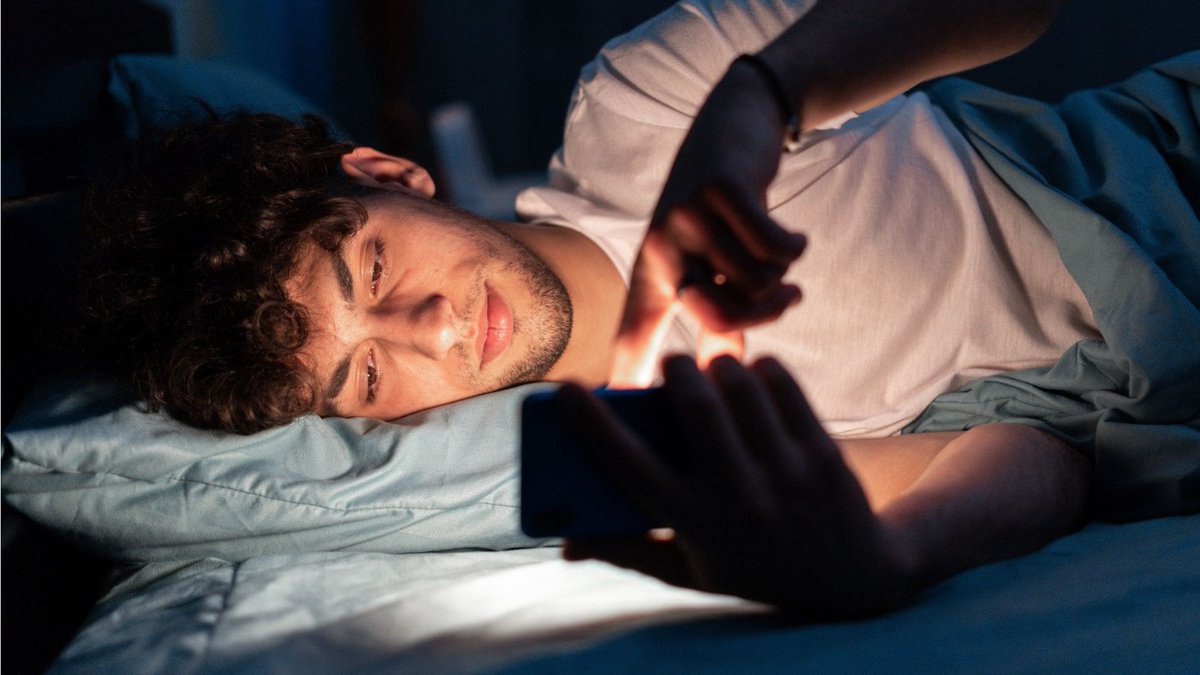 MensHealthZA's tweet photo. Here’s what it is, the proven benefits and where experts urge caution. https://t.co/cpXVkV5URn https://t.co/VhI6CzF47r