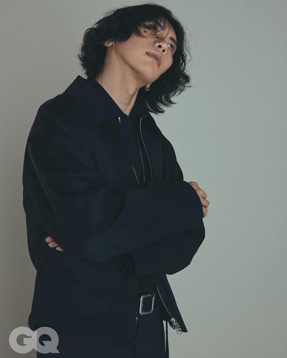 GQJAPAN's tweet photo. #米津玄師「これから先も音楽を続けていくためには、一度『そういえば自分って、どういうところから始めたっけ』っていうところに立ち戻ってみないことには。そういう悲痛に駆られてたって感覚はあるかもしれないですね」

▼2025年の記事をプレイバック
https://t.co/vNNkdkhJ2G https://t.co/4DQMMbxOh0