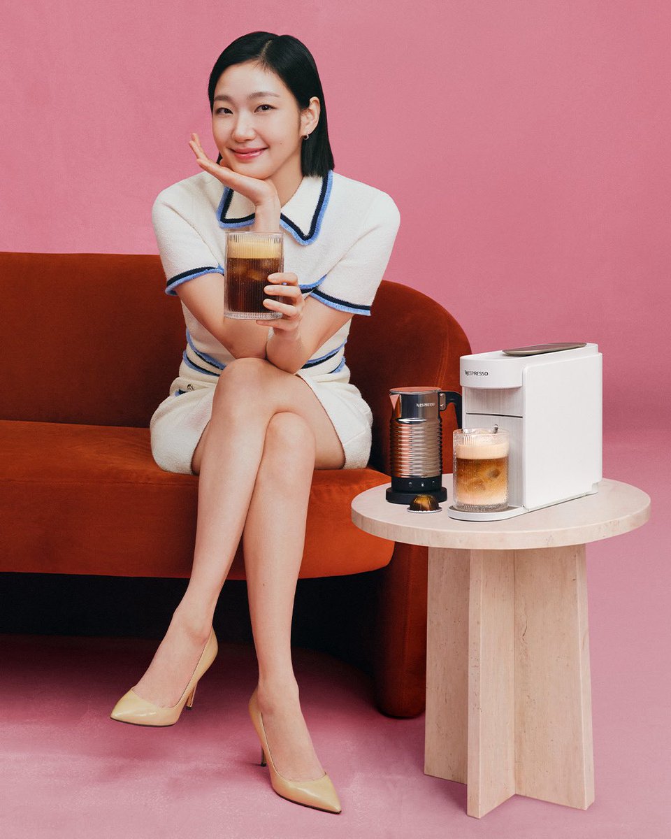 KimGoEunTH's tweet photo. ⭐️ แฟนคิมโกอึนไทยทุกคนคะ เรากำลังจะมีคิมโกอึนที่ไทยแล้วค่ะ!

เตรียมต้อนรับ "คิมโกอึน" สู่ประเทศไทยอย่างเป็นทางการ กับงานอีเวนต์สุดพิเศษร่วมกับ Nespresso ประเทศไทย ☕️✨

มาร่วมส่งกำลังใจและสร้างความทรงจำสุดพิเศษร่วมกับคิมโกอึน ในงานอีเวนต์สุดพิเศษกับ Nespresso

 🗓 วันพุธที่ 15 กรกฎาคม 2569
 ⏰ เวลา: 14.00 น. - 17.00 น.
 📍 สถานที่: Fashion Hall ชั้น 1 สยามพารากอน

📍โดยแฟนๆ ทุกท่านสามารถร่วมให้กำลังใจ ต้อนรับ และแสดงความรักต่อคุณคิมโกอึนได้บริเวณรอบๆ พื้นที่จัดงาน (ภายนอกบริเวณจัดงาน) ตามช่วงเวลาดังกล่าวได้เลยนะคะ มาร่วมสร้างความทรงจำที่น่าประทับใจร่วมกันค่ะ 💚
#KimGoEun #คิมโกอึน #Nespresso #VertuoWorld #PresstoExplore