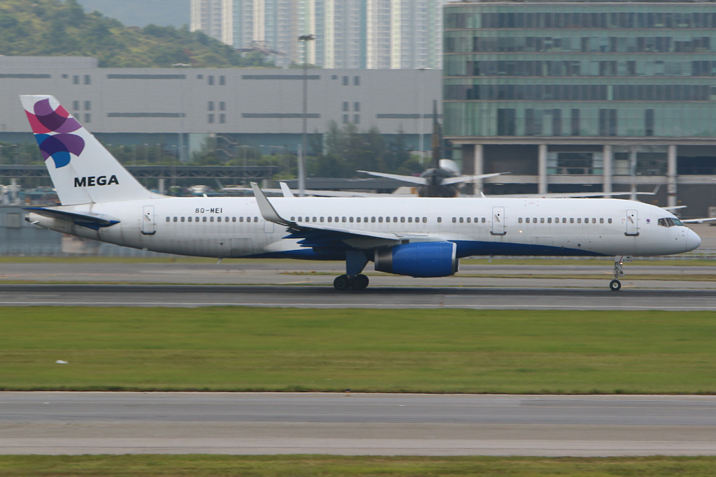 8501F2a's tweet photo. #B757からしか得られない栄養素 https://t.co/ZA0rDAsL9D