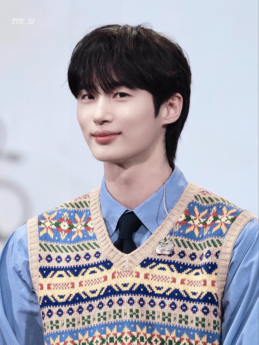 통통 tweet media