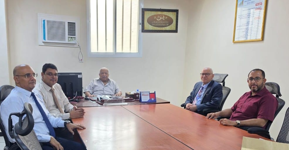 huyeedu's tweet photo. خطوات حاسمة نحو الاعتماد الأكاديمي لبرنامج الطب العام والجراحة بجامعة حضرموت
https://t.co/ijGBpohMhi https://t.co/FSMrmstQFH