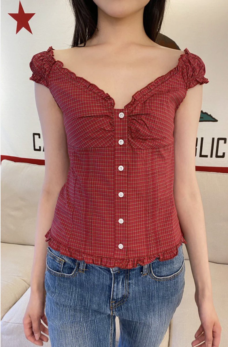 JLKWSS's tweet photo. brandy melville Elena plaid top , red 🪷🪽 from shop Sydney 🇦🇺 
Only use it twice ka ♥️
Price : 600
Free shipping kaa 👼🏻💘
ขอดู พต dm dai loey kaaa
#ส่งต่อbrandy #ส่งต่อbrandymelville #brandymelville #brandymelvilleth #ส่งต่อเสื้อผ้า https://t.co/n8XAWceRql