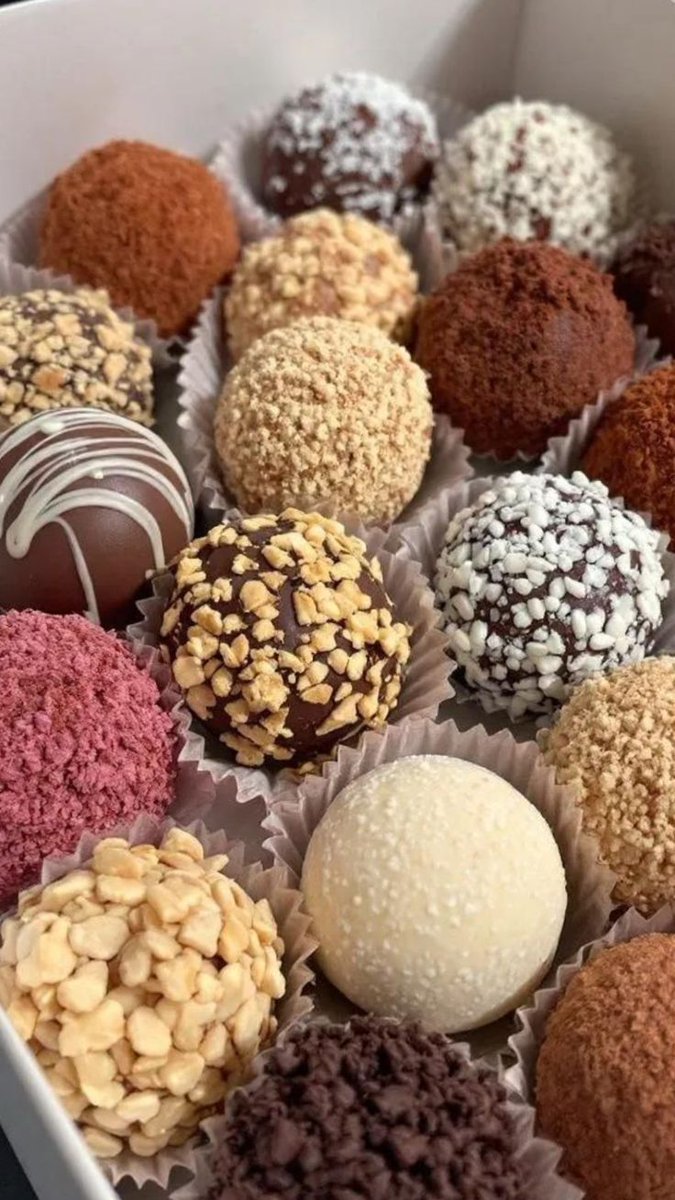 AllFood4u's tweet photo. Pick only one https://t.co/1QBtj5VLte