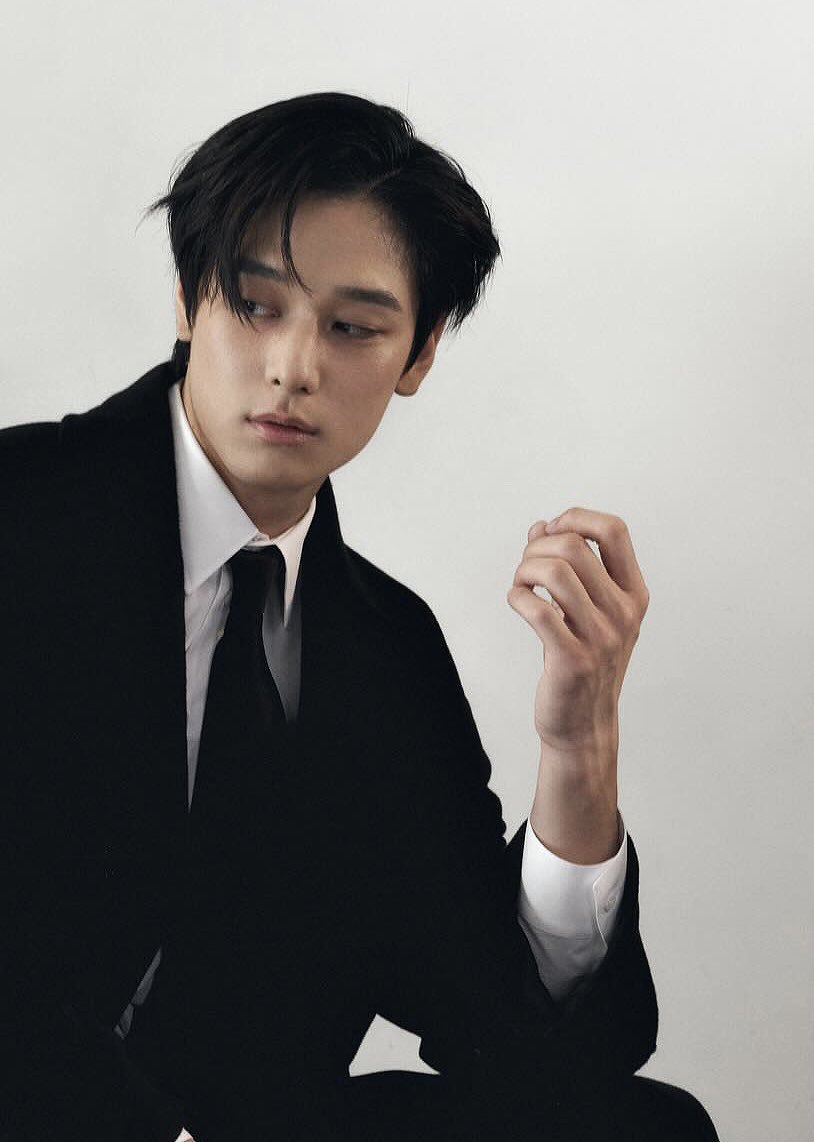 dailyljy's tweet photo. the famous balenciaga boy

JUYEON AT BALENCIAGA COUTURE
#JUYEONxBalenciaga
#JUYEON #주연 https://t.co/7tdBcxRxdp