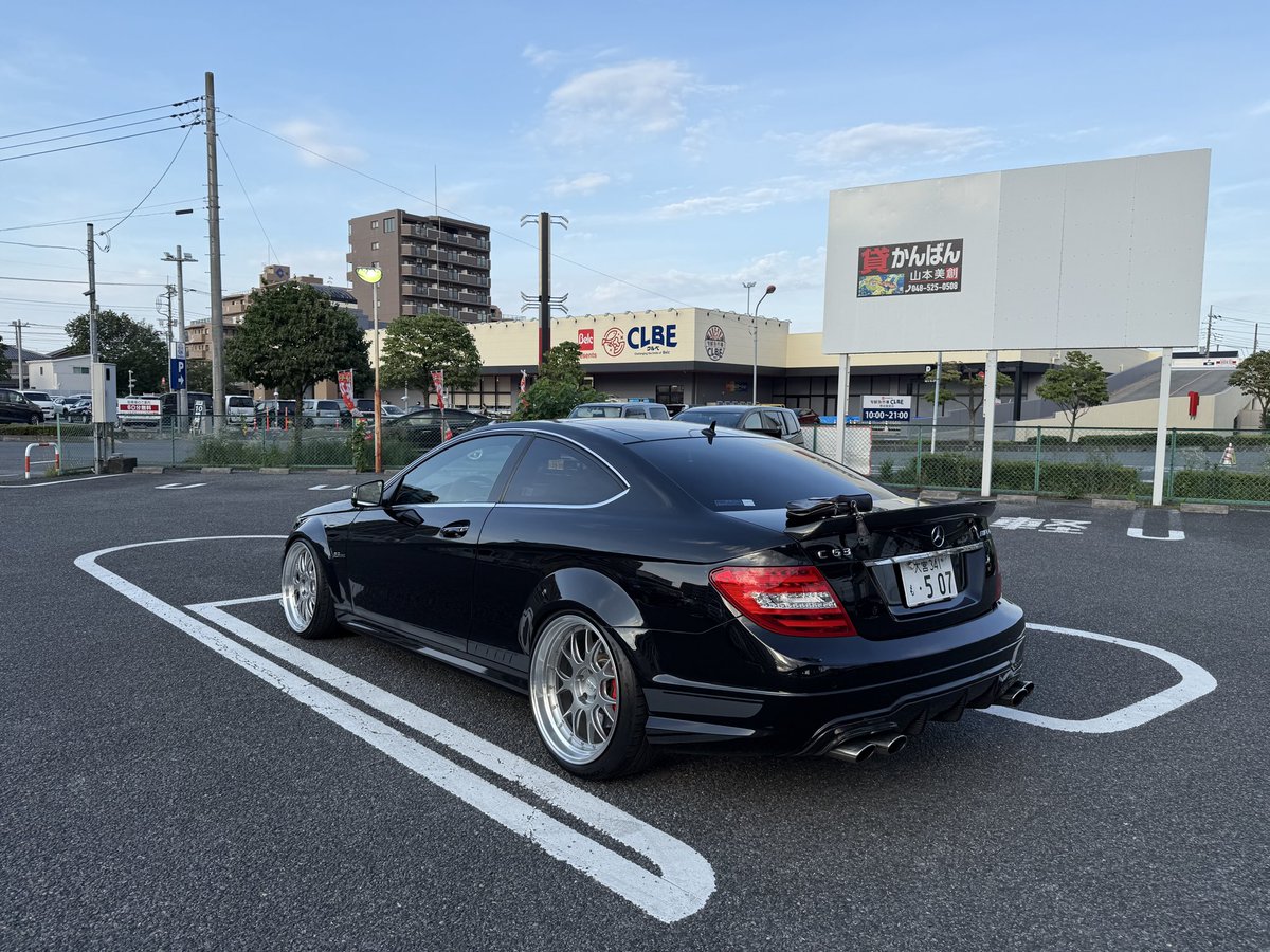 gengenF30's tweet photo. 来たことなかったから熊谷にきてみた！

ソウルフードのフライってやつ美味しかった🏅

あとコインパで個性的な区画があったから停めてみた笑 https://t.co/vepmhKetmR