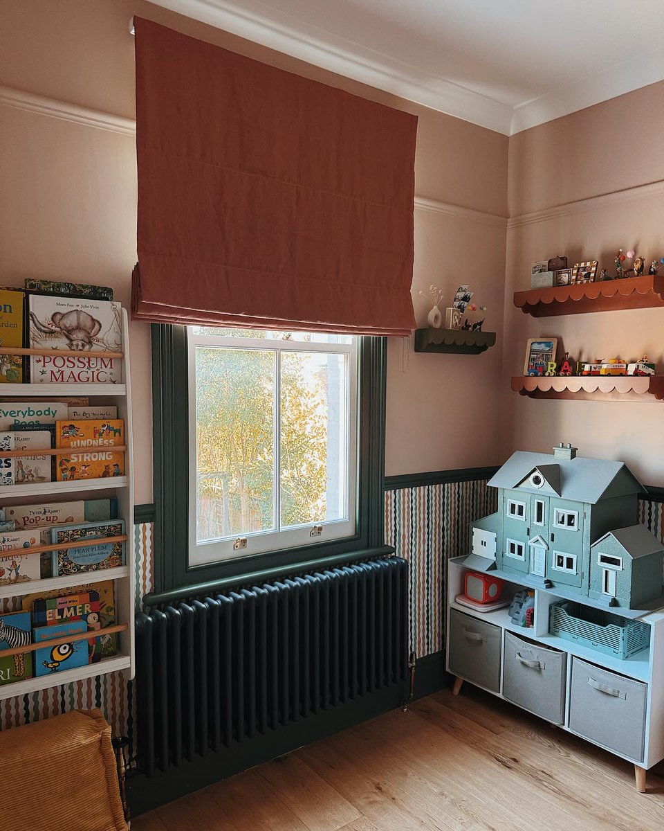 BlindsDirectGB's tweet photo. Bright mornings waking your little one too early? 🌞💤

Create a sleep-friendly bedroom this summer with our blackout blinds. Perfect for keeping little rooms dark for naps, earlier bedtimes and those extra-bright summer mornings. 🌙

#BlackoutBlinds #KidsRoom #NurseryDecor https://t.co/fxxgIIOcL7