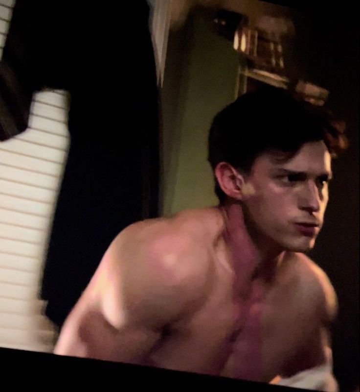 moovsny's tweet photo. so hot https://t.co/cS2X2KgbCE