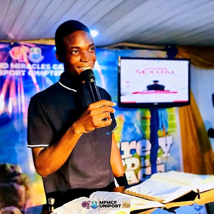 mfmcf_uniport's tweet photo. His word is made life in us, breaking every set up for sexual entanglement 💥💥💥
#biblestudy #theword #mfmcfuniport #mfmworldwide #breadoflife https://t.co/qTv4AFcSV6