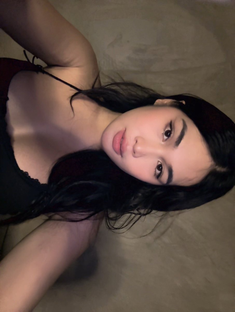 Transpinays's tweet photo. RT AND FOLLOW AND COMMENT ILL GIVE FREE VIDEOS🥰 https://t.co/2l6bAp75i0