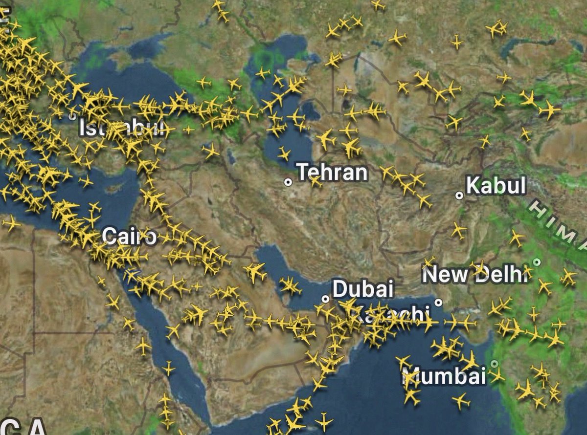 AlexInAir's tweet photo. Gulf airspace restrictions are in place as US-Iran escalates again. Saudi airspace (Jeddah FIR) continues to handle more overflight/international air traffic than at any point in history - hats off to their air traffic controllers ensuring East-West connectivity keeps flowing https://t.co/P9UqoeQqHo