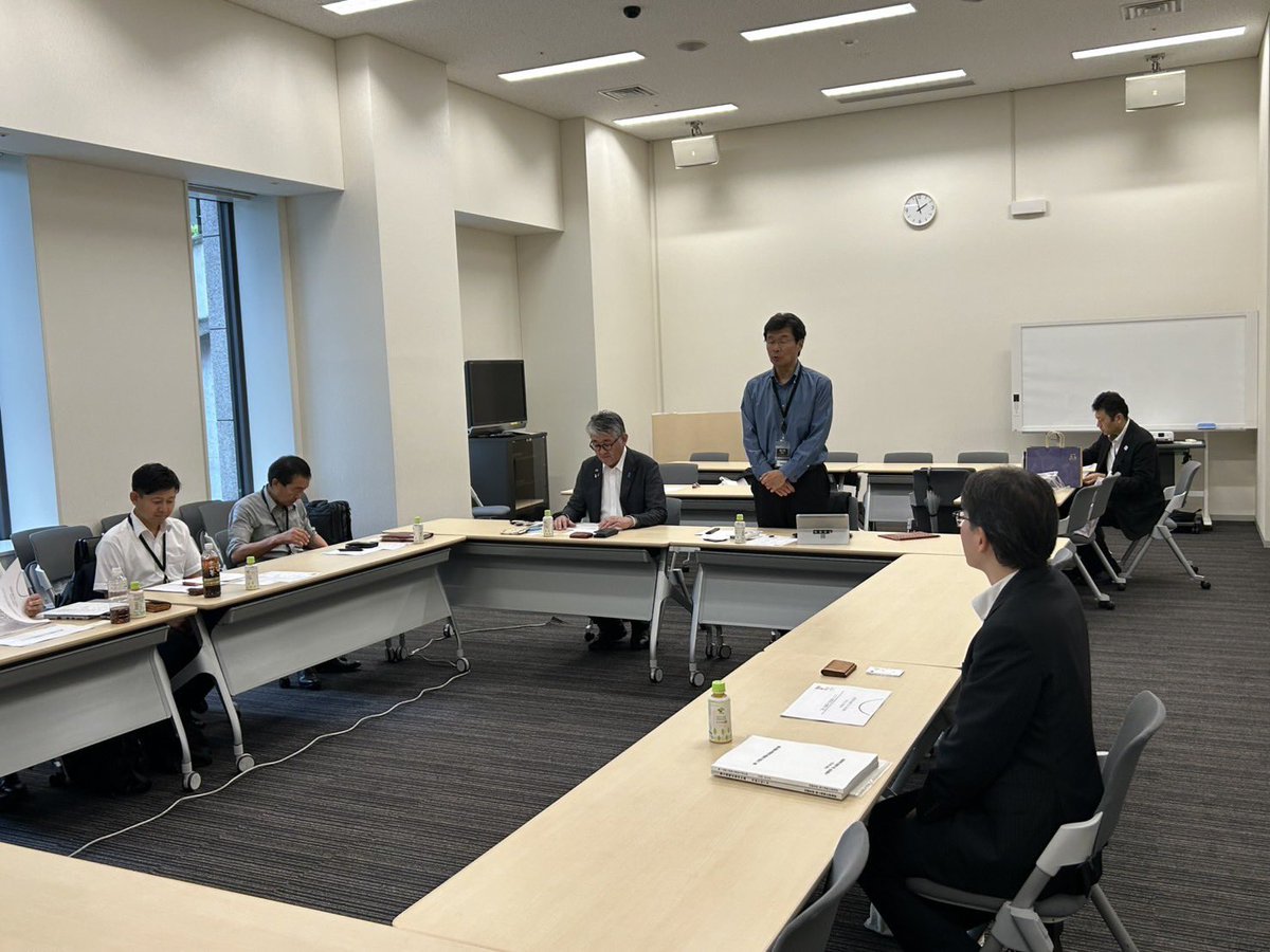 kokumin_mie's tweet photo. 【議員研修】
　参議院会館にて研修を実施しました。
　二日間の研修で国の政策の現状や方向性など多岐にわたって学び、現場の課題と国政の動きを結び付けて考えながら取り組む事ができ、大変有意義な時間となりました。
#国民民主党 #三重県 https://t.co/VZZbhrqmvm