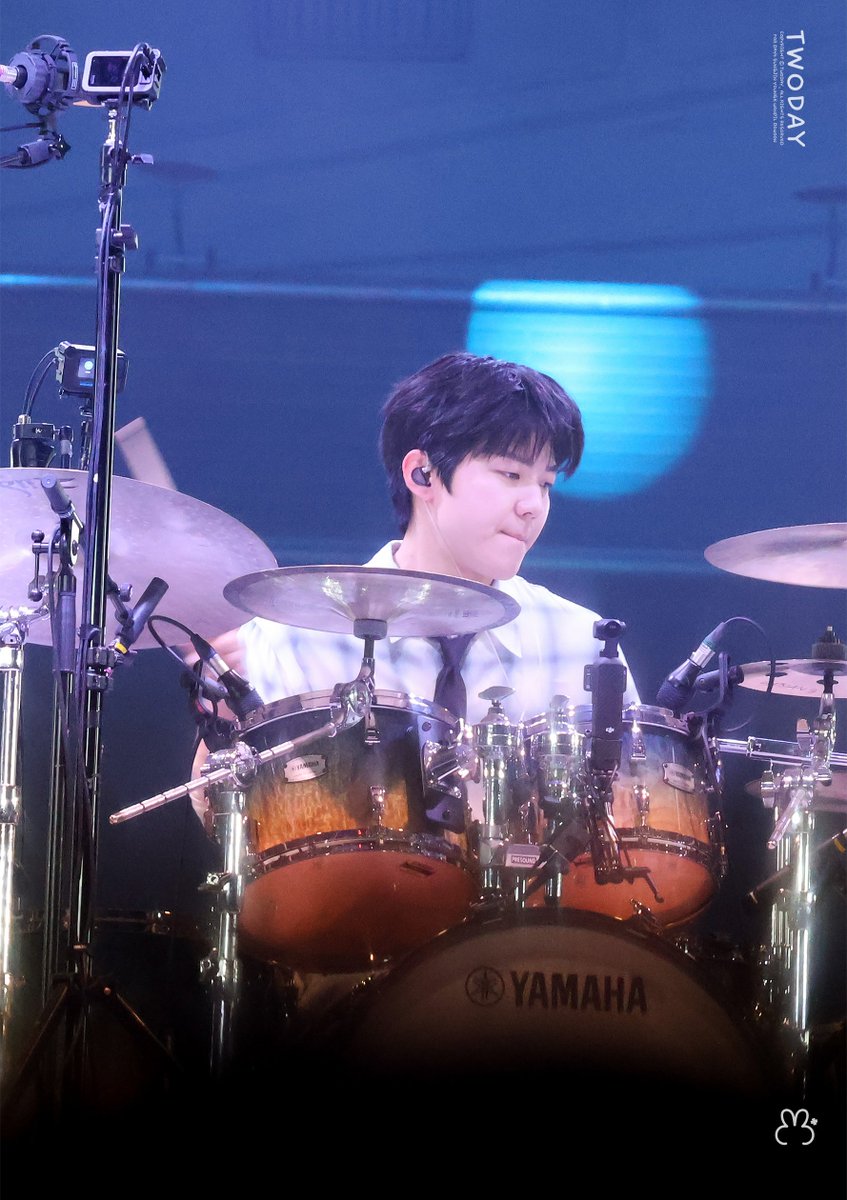 TwoDAY_Day6's tweet photo. 260704 The DECADE FINALE
🐶 

#데이식스 #DAY6 #도운 #DOWOON https://t.co/UBu92VtYJl