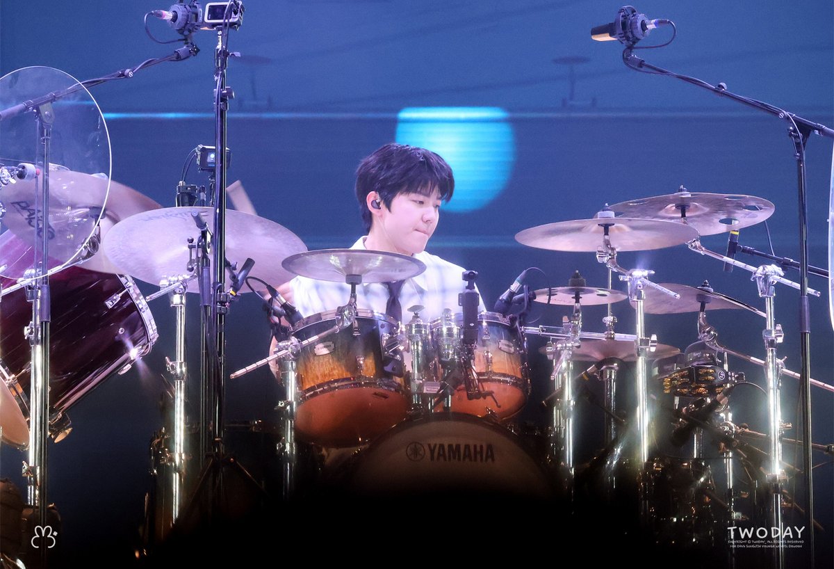 TwoDAY_Day6's tweet photo. 260704 The DECADE FINALE
🐶 

#데이식스 #DAY6 #도운 #DOWOON https://t.co/UBu92VtYJl
