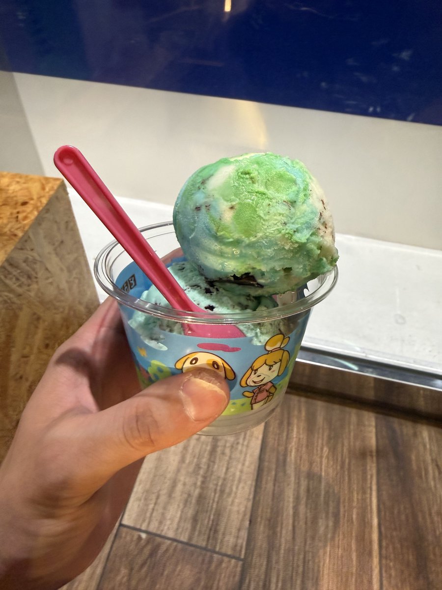 DogHead0072's tweet photo. 31に31を食べました
もちろんチョコミントはマストで https://t.co/v32dRQ4cLt