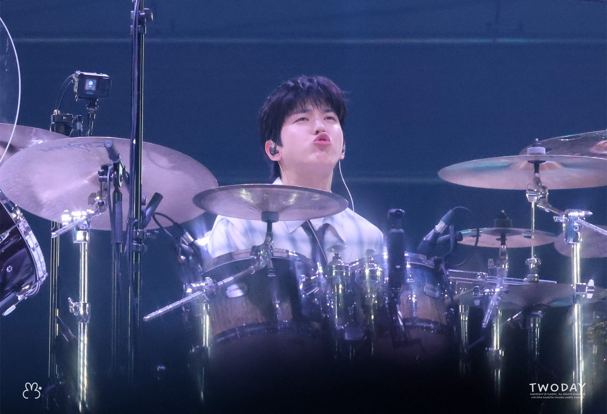 TwoDAY_Day6's tweet photo. 260704 The DECADE FINALE
🐶

#데이식스 #DAY6 #도운 #DOWOON https://t.co/bfcnPe96W9
